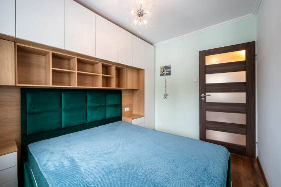 Mieszkanie trzypokojowe na Kmieciach