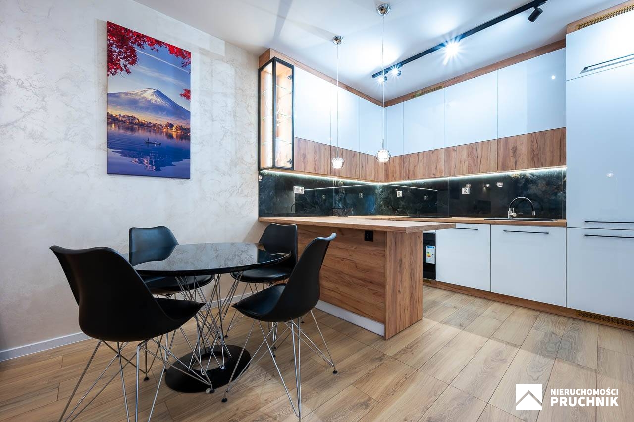 Komfortowe mieszkanie z miejscem postojowym